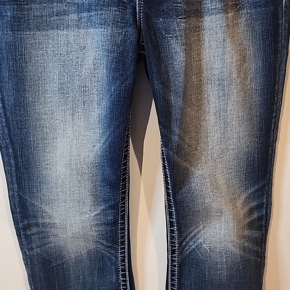 Miss Me Curvy Cropped Jeans NWT Size 31 - Picture 5 of 14